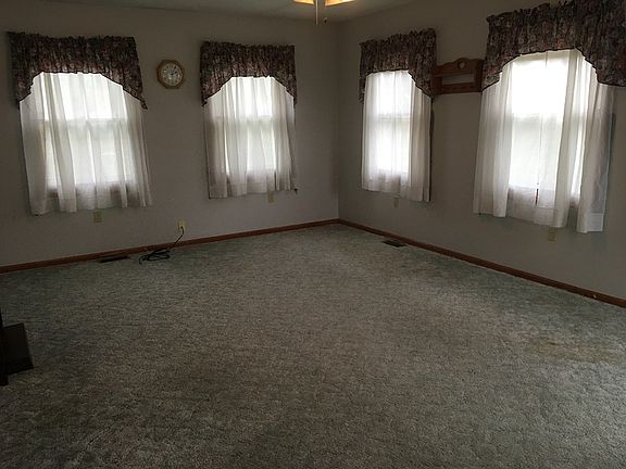 5th image of 918 Edison St