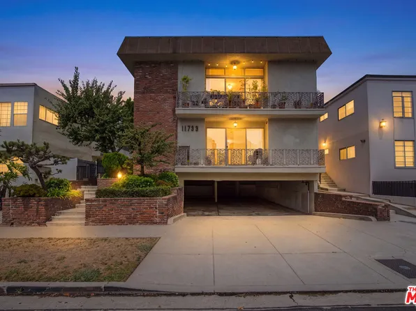 11733 Mayfield Ave, Los Angeles, CA 90049