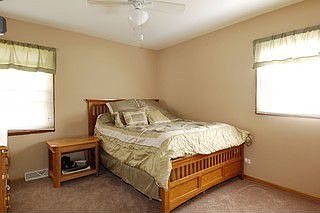 2nd image of 215 Lilac Ln