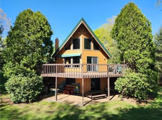 374 Latonka Dr, Mercer, PA 16137