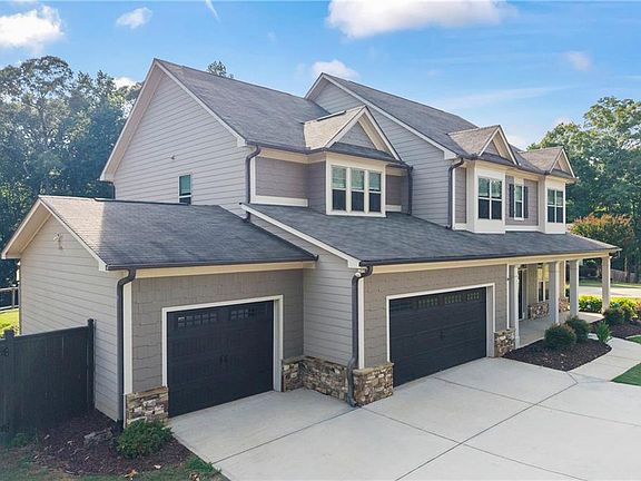 3rd image of 5930 Mountain Laurel Walk