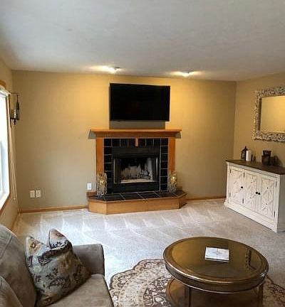 4th image of 1967 Cherrywood Ln