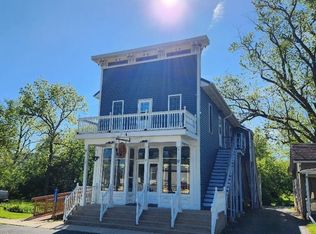 11323 Fox River Rd, Wilmot, WI 53192