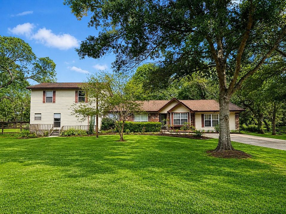 1st image of 14225 Patricia Ln #377