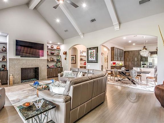 3rd image of 67 Abbey Woods Ln