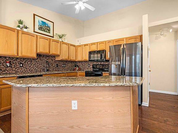 4th image of 23717 W Lake Cir