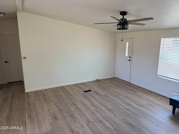 4th image of 475 WALNUT SPRINGS --