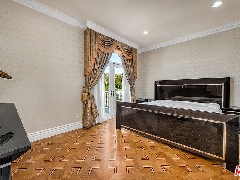 11244 Briarcliff Ln — Photo 28