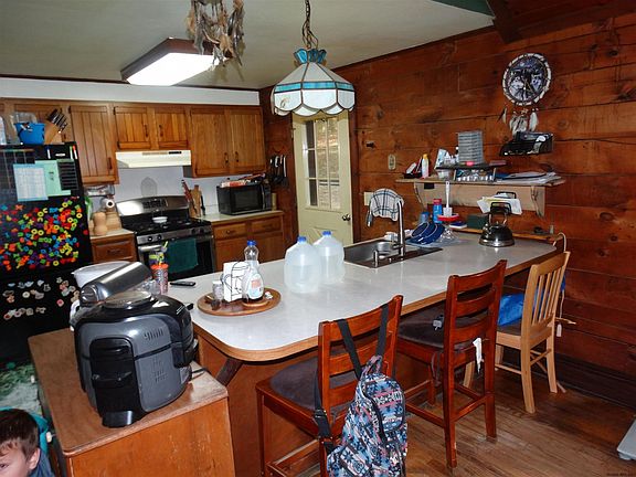 5th image of 9 Huckle Hill Ln Lot 2