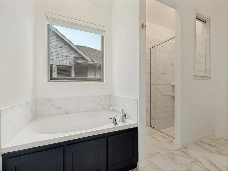 5808 Liberty Hill Dr — Photo 20