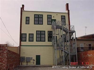 Back stairs down to pation