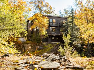 2 Adrienne Ln, Saugerties, NY 12477