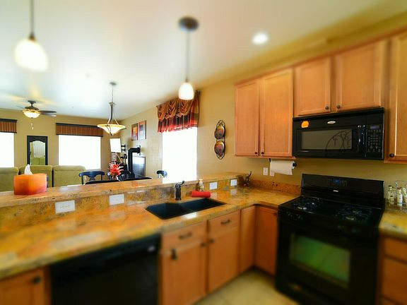 Open Kitchen dining area