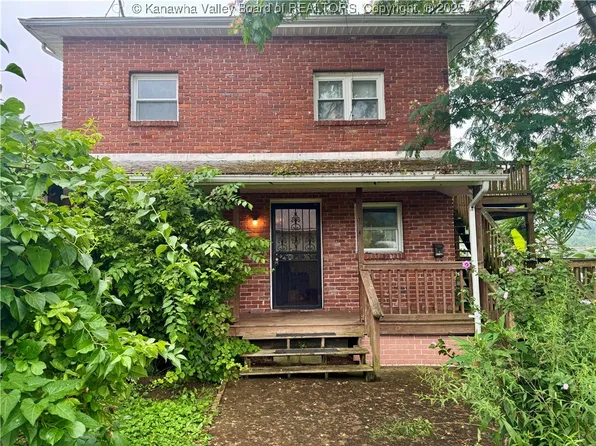 100 22nd St, Dunbar, WV 25064