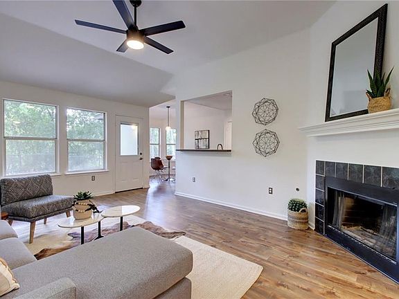 4th image of 6204 Garden View Dr