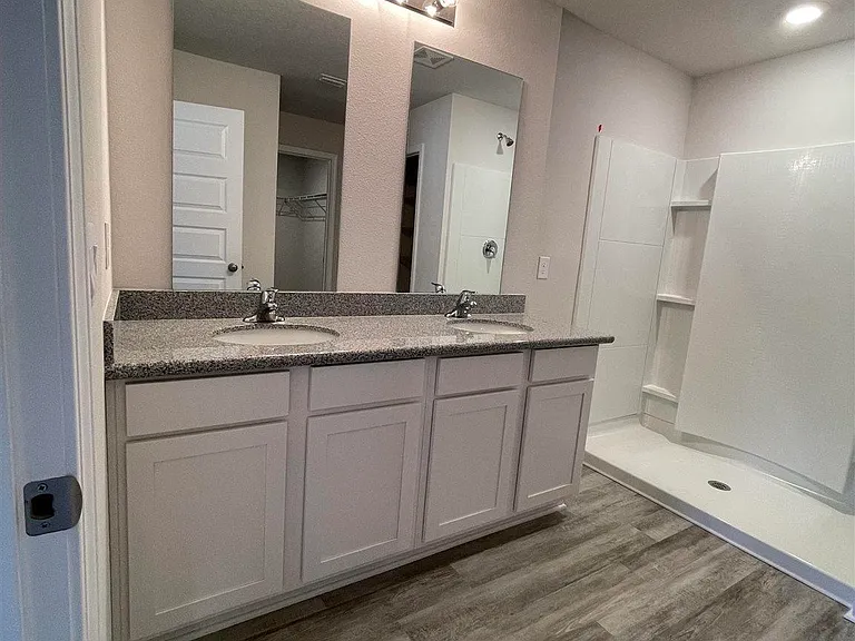 3440 Fallschase Blvd — Photo 26