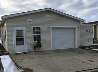 3 Bridle Trl, Lima, OH 45807