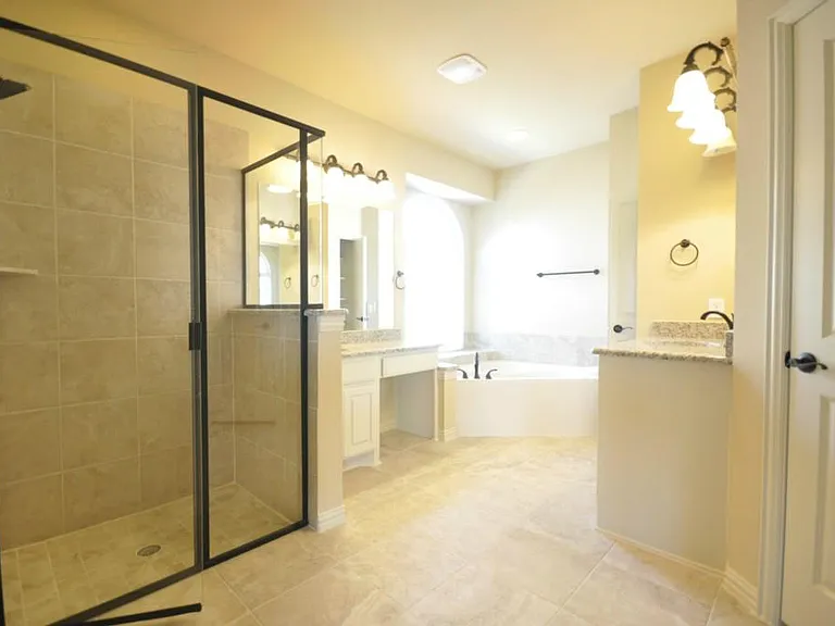 600 Falcon Dr — Photo 12