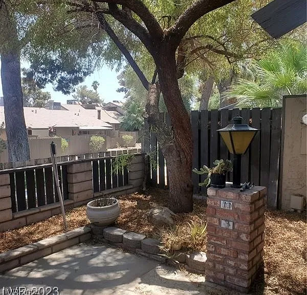4032 Village Sq #0 — Photo 5
