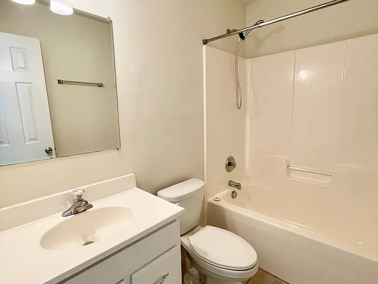 101 Poet Pl — Photo 13