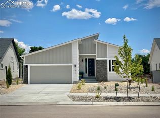 6611 Vistancia Ave, Colorado Springs, CO 80922