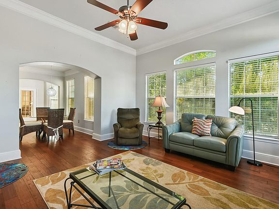 3rd image of 2252 Beach Dr