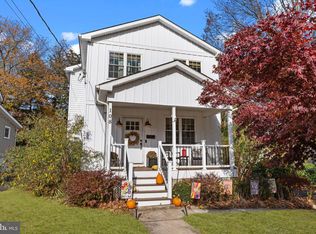 108 W Maple Ave, Morrisville, PA 19067