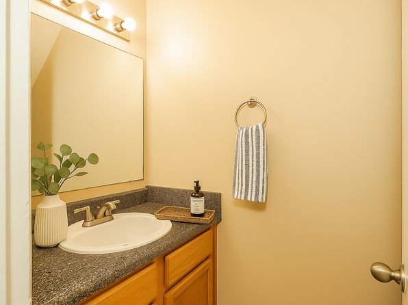 457 Flint Hill Rd #768005