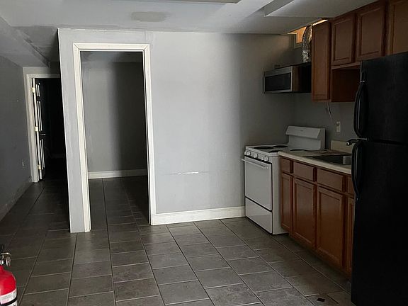 5th image of 1218 S Broad St #B