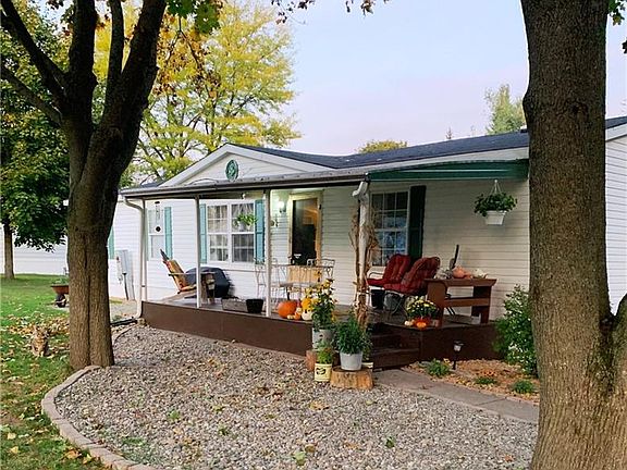 3rd image of 18 Jodell Ln