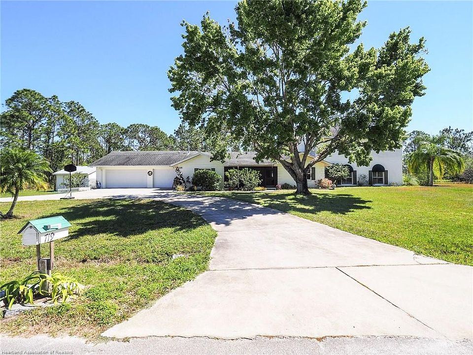 1st image of 719 Roosevelt Blvd