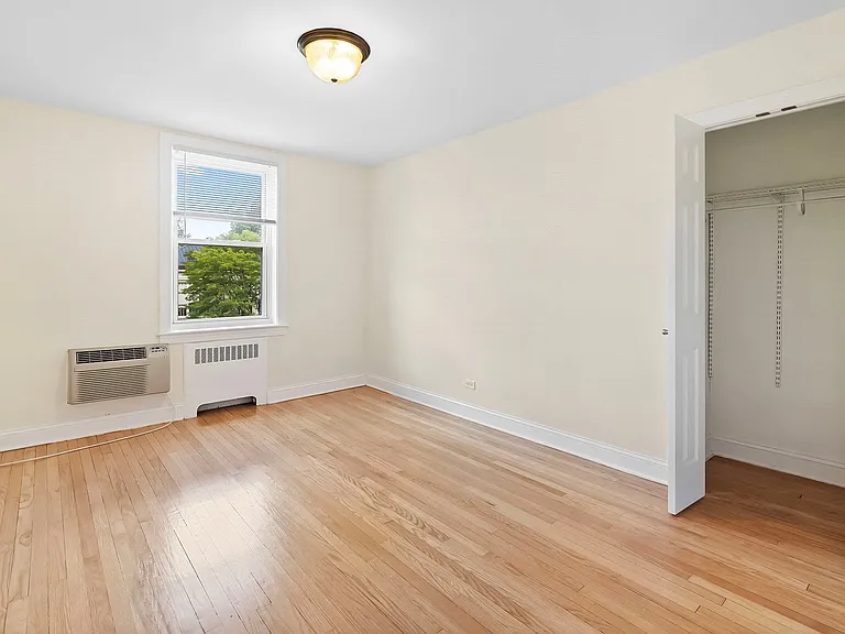 188 Bellevue Ave Apartments — Photo 10