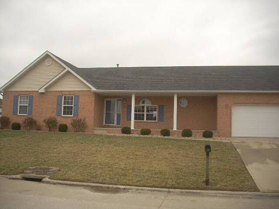 2nd image of 210 Rose Marie Dr