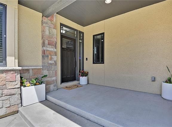 3rd image of 19312 W 102nd St #16