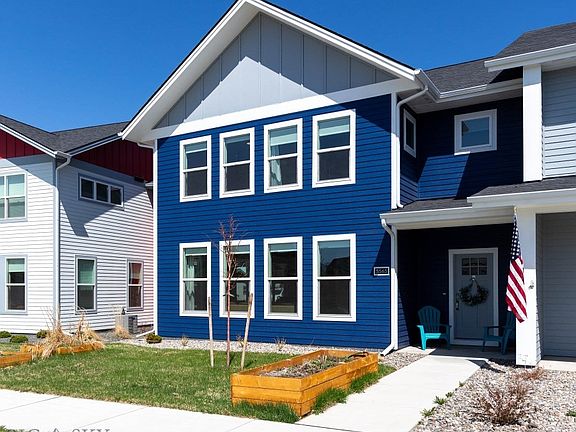 2nd image of 5565 Westmorland Dr