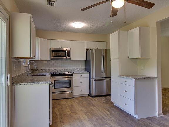 Kitchen Stainless Appliances