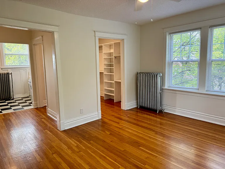 2419 Sutton Blvd #3N — Photo 17
