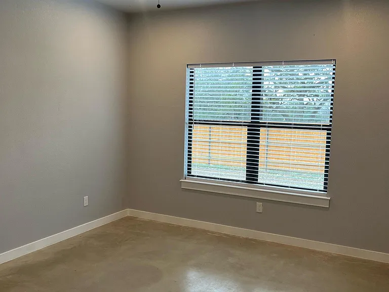 1219 Mesquite St — Photo 13