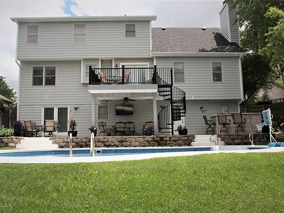 4th image of 6909 Beaver Creek Ln