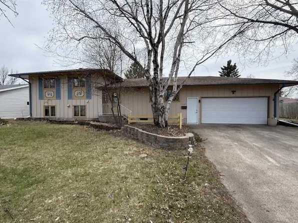 267 Wegener Dr, Breckenridge, MN 56520