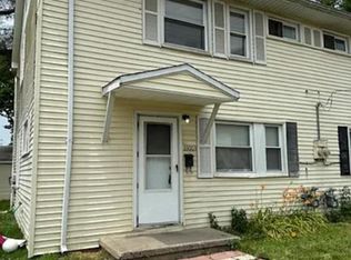 33005 Akron St, Westland, MI 48186