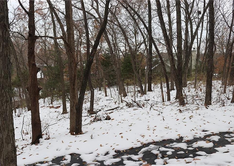 2nd image of 7637 Bell Rd