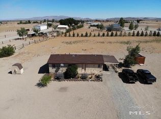 592 Pete Hendrichs Rd, Yerington, NV 89447