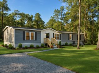 114 Leisure St, Reevesville, SC 29471