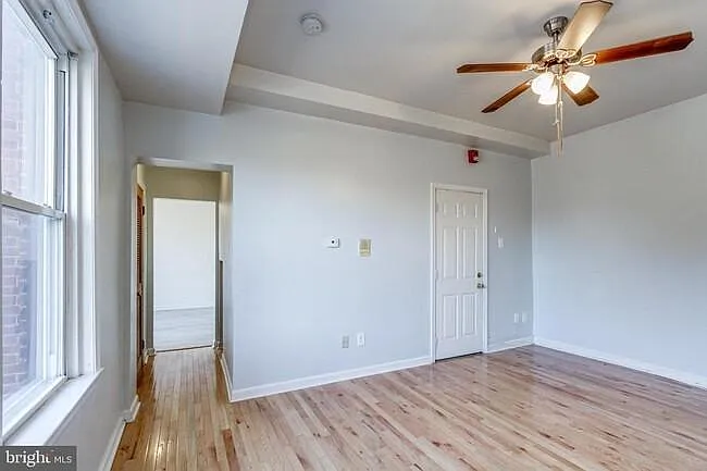 2524 W Girard Ave #2 — Photo 2