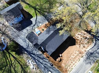 127 Green St, Mount Airy, NC 27030