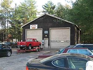 2nd image of 488 Fortsville Rd
