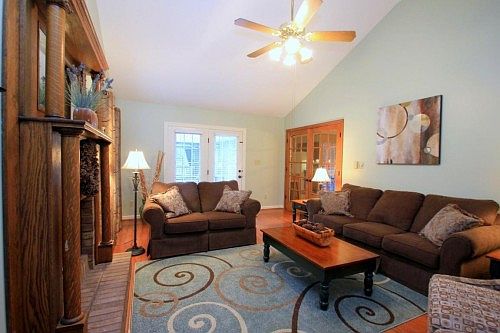 2nd image of 5901 Clearbrook Dr