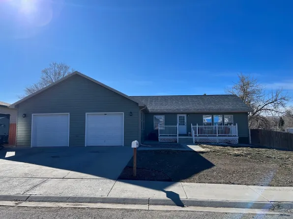 115 Belvedere Dr, Thermopolis, WY 82443