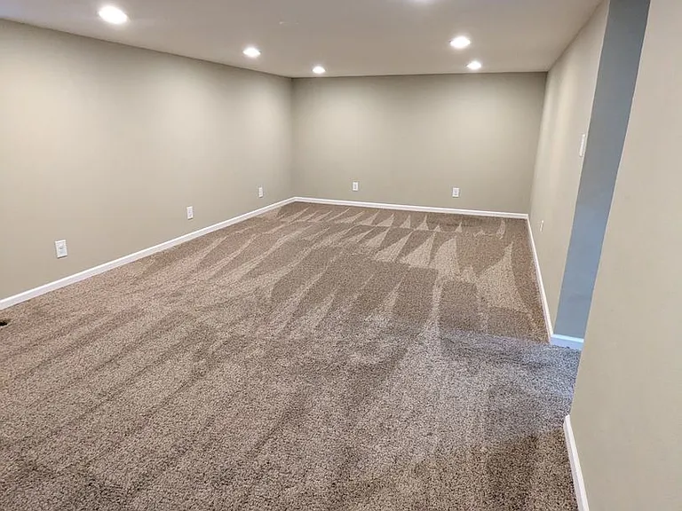 6228 Newton Ave S — Photo 51